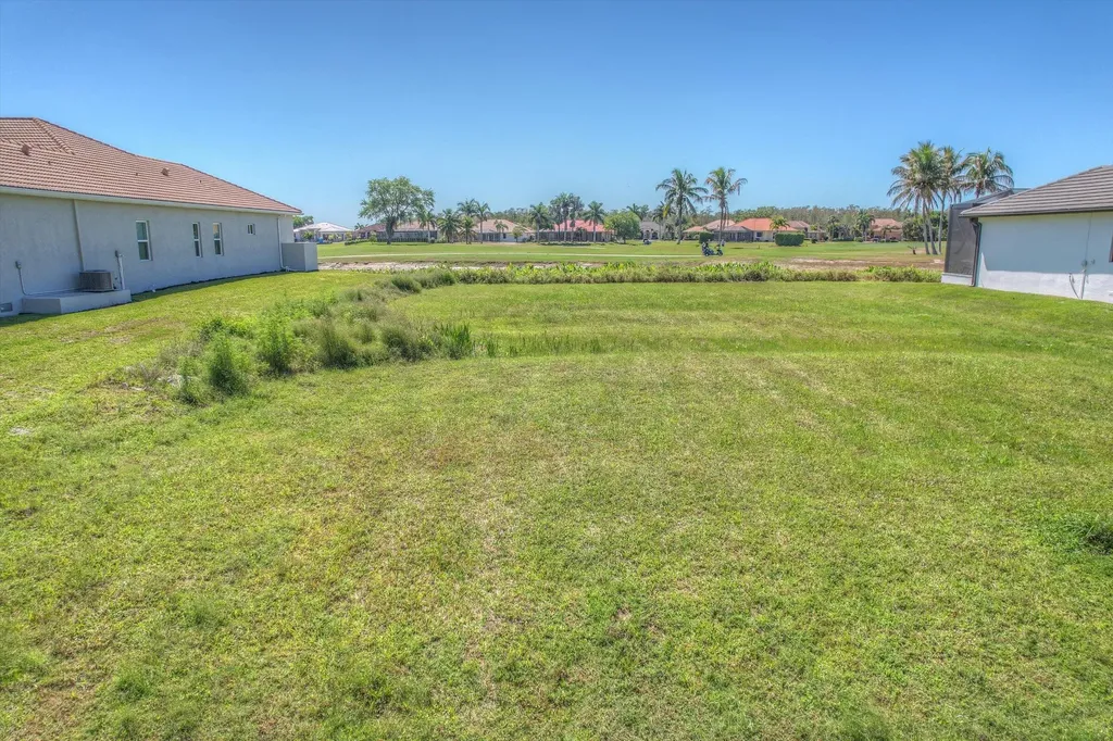 18024 Greenwood Drive Naples FL 34114