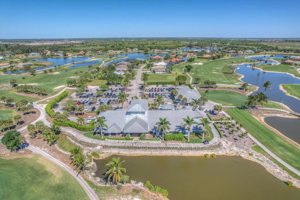 18024 Greenwood Drive Naples FL 34114