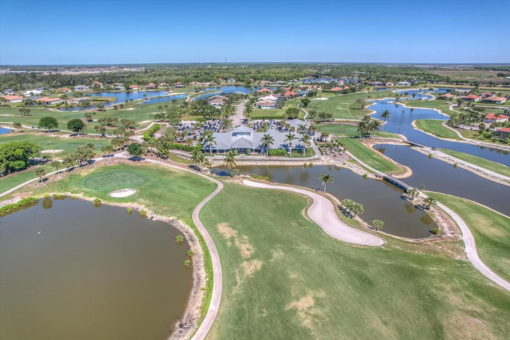 18024 Greenwood Drive Naples FL 34114