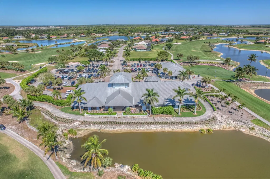 18024 Greenwood Drive Naples FL 34114