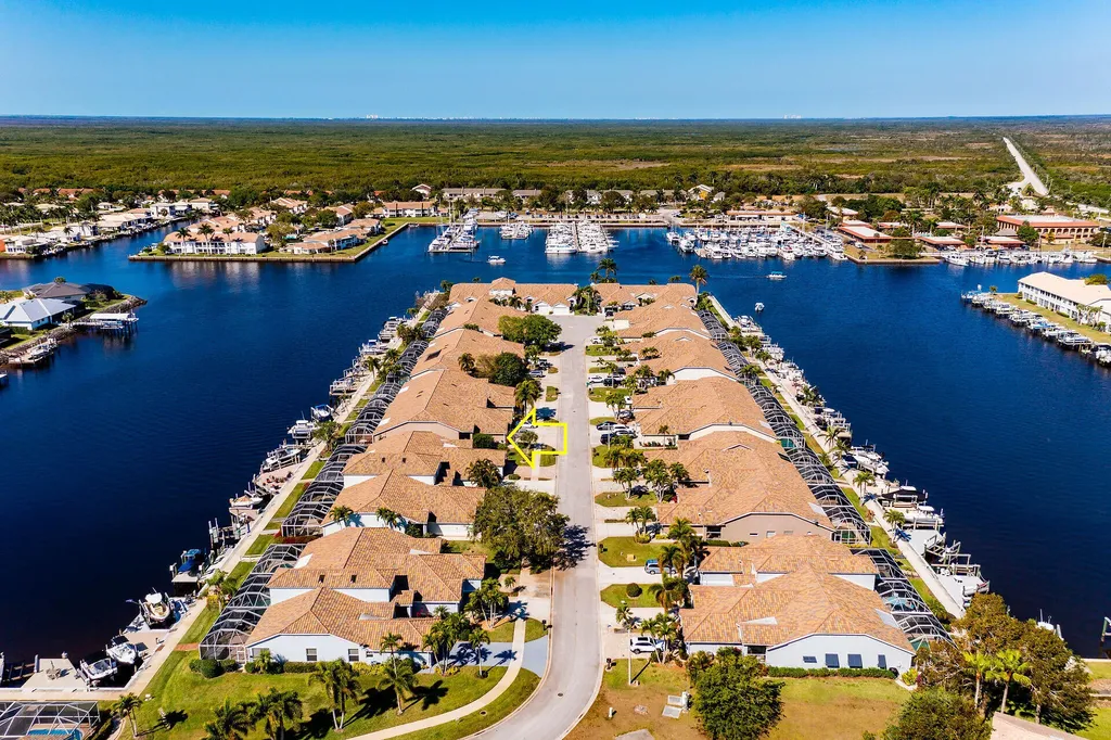 274 Stella Maris Drive S Naples FL 34114