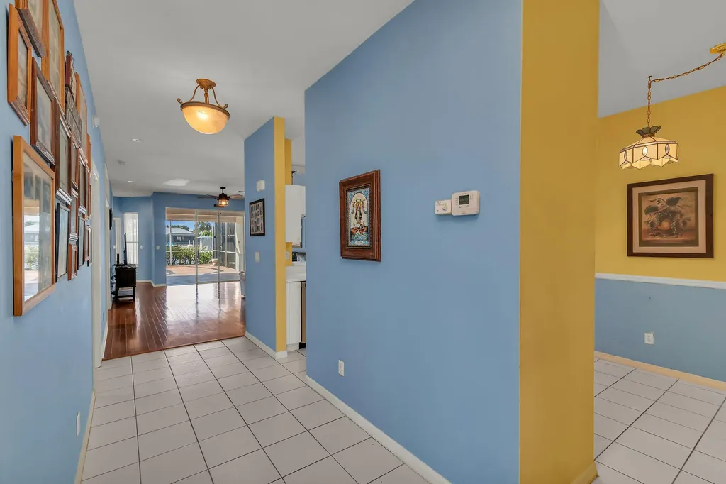 274 Stella Maris Drive S Naples FL 34114