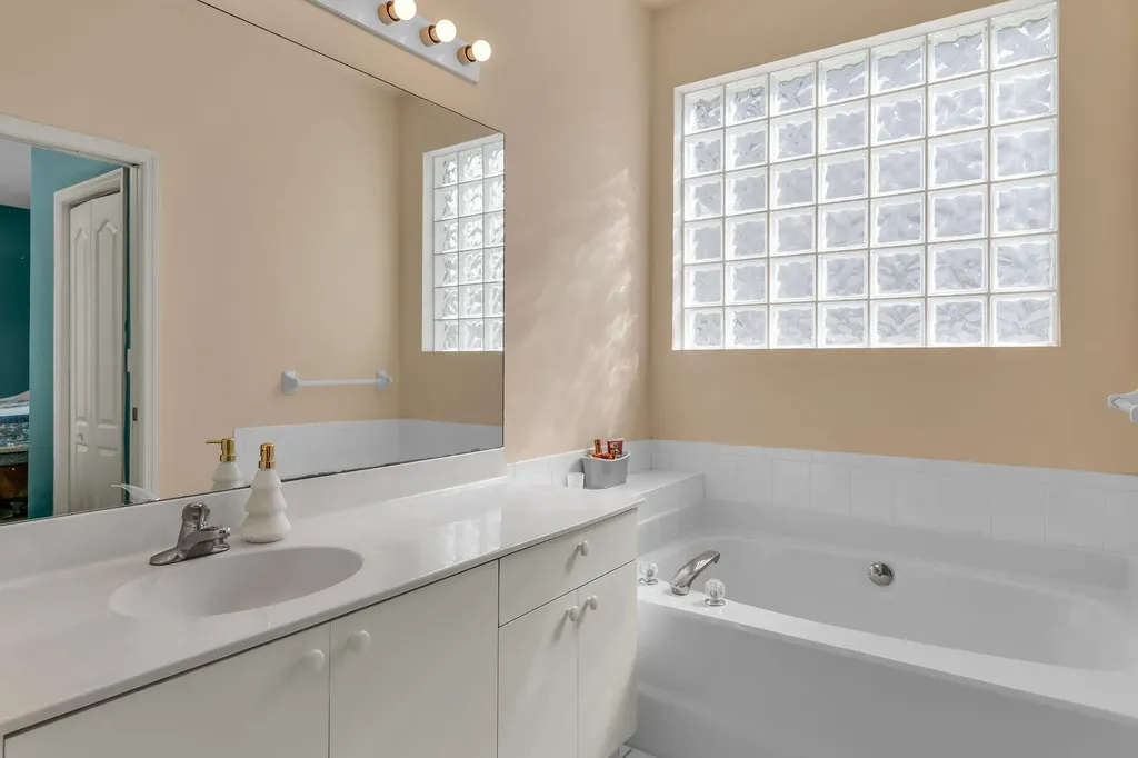 274 Stella Maris Drive S Naples FL 34114