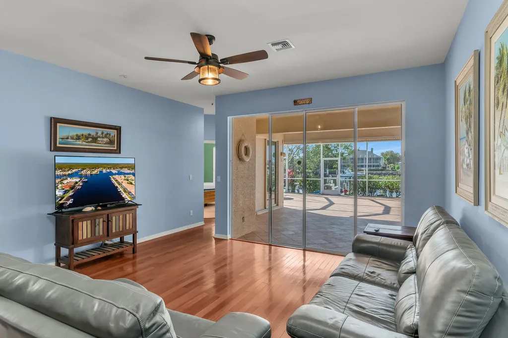 274 Stella Maris Drive S Naples FL 34114