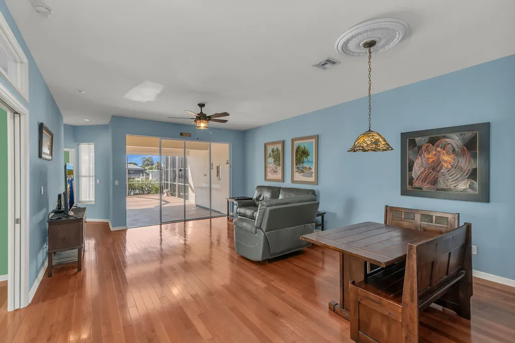 274 Stella Maris Drive S Naples FL 34114