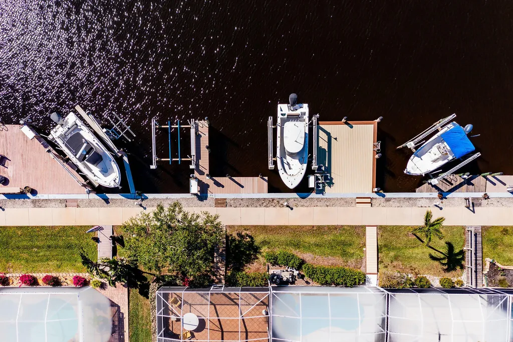 274 Stella Maris Drive S Naples FL 34114