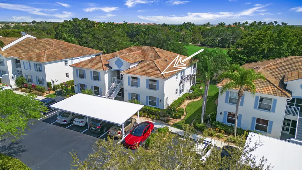 1018 Mainsail Naples FL 34114