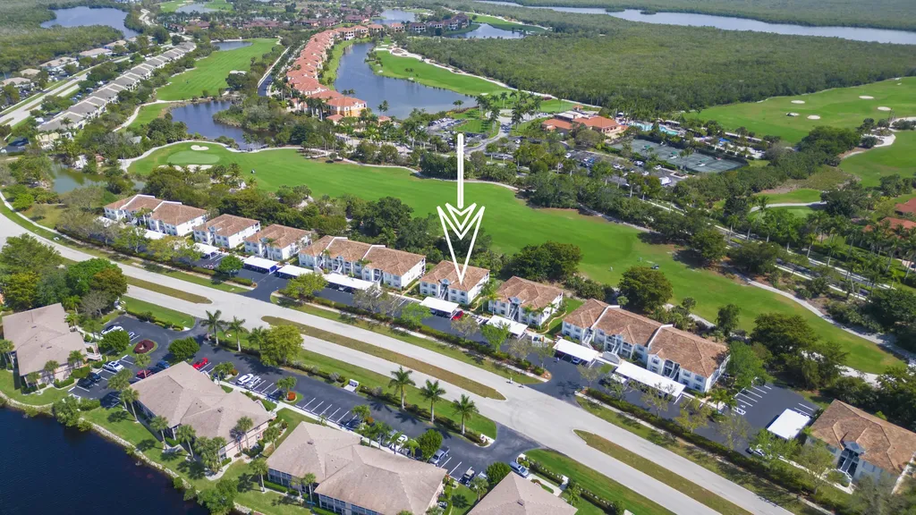 1018 Mainsail Naples FL 34114