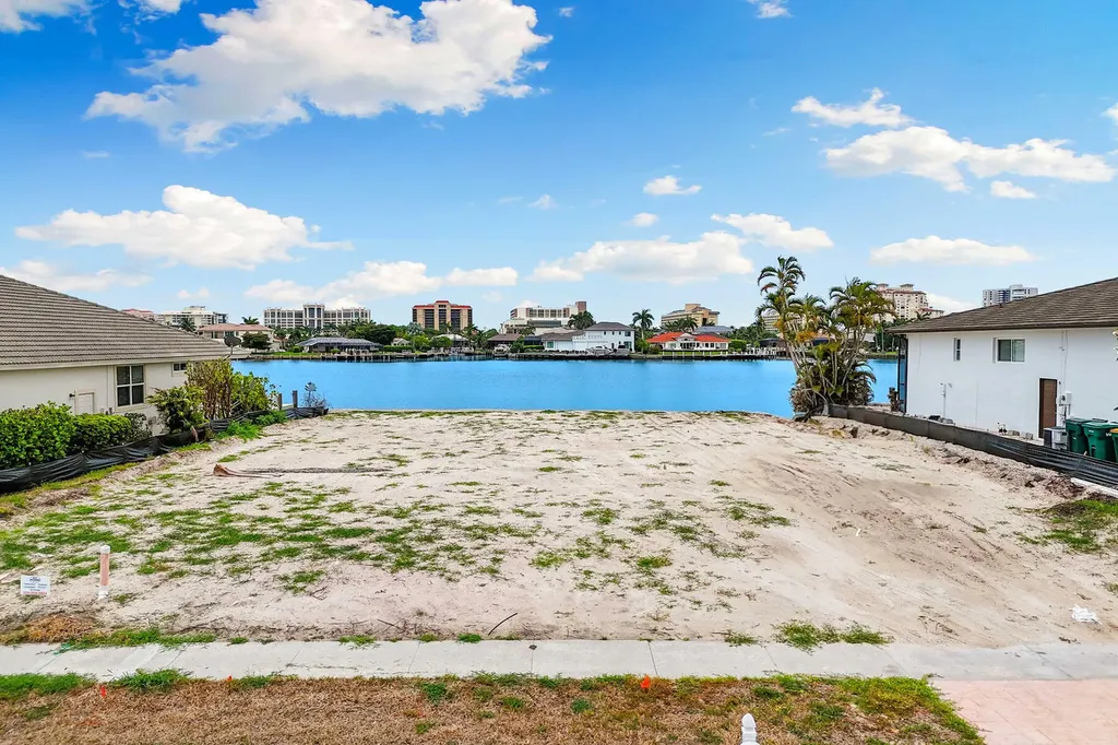 372 Lamplighter Drive Marco Island FL 34145