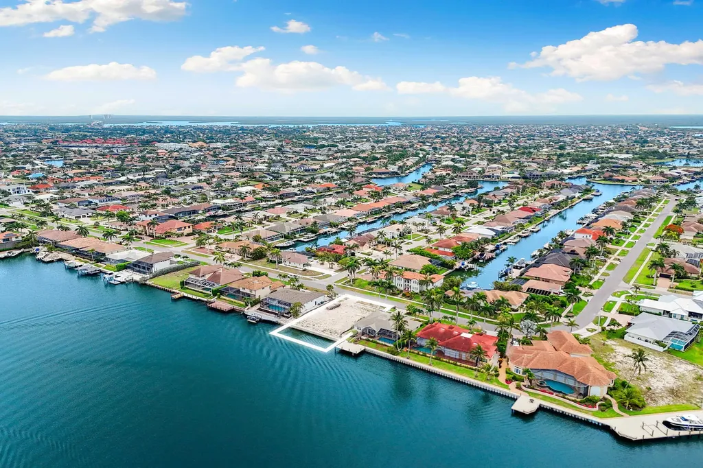 372 Lamplighter Drive Marco Island FL 34145