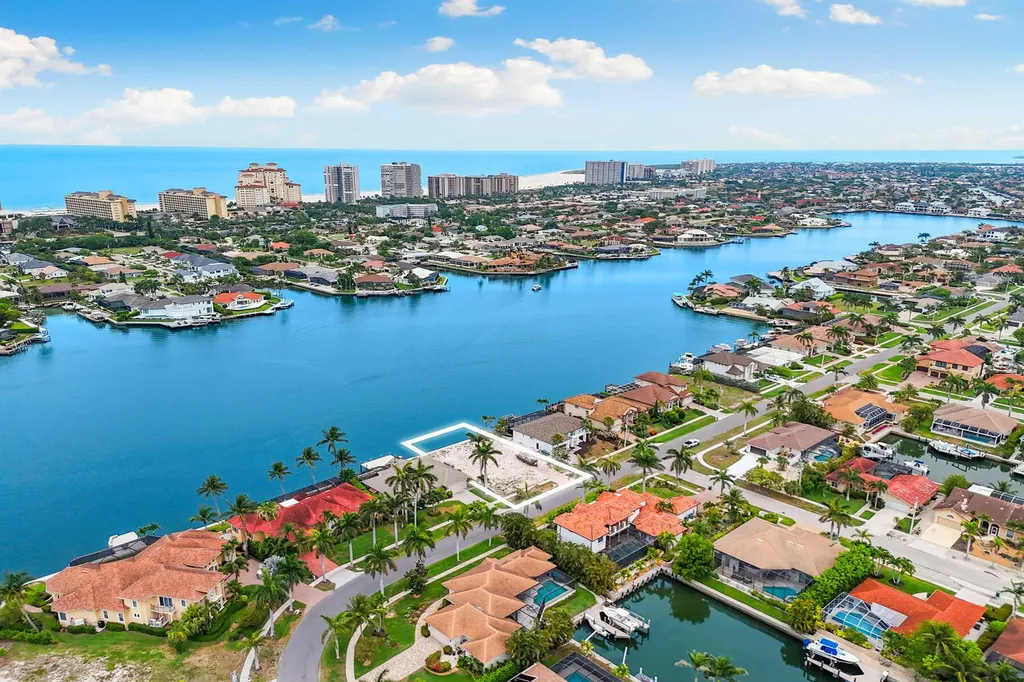 372 Lamplighter Drive Marco Island FL 34145