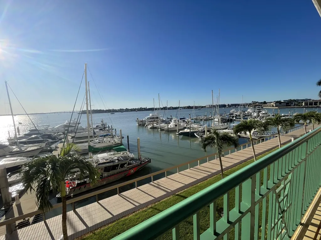 1079 Bald Eagle Marco Island FL 34145