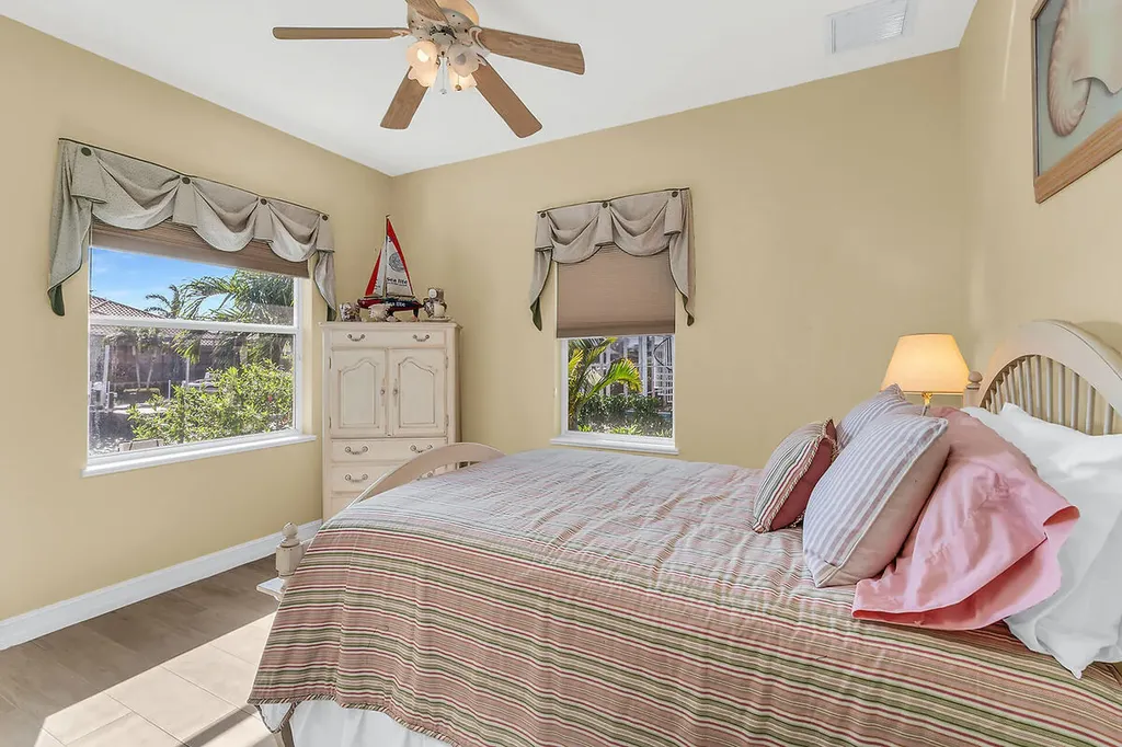 1557 Kingston Court Marco Island FL 34145