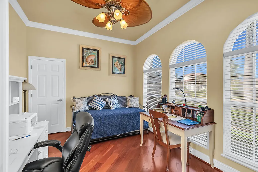 1557 Kingston Court Marco Island FL 34145