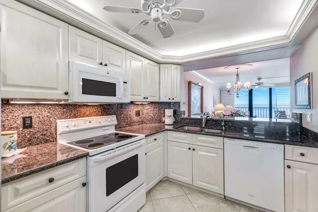 320 Seaview Marco Island FL 34145