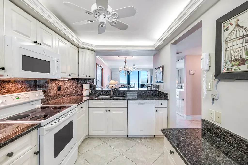 320 Seaview Marco Island FL 34145