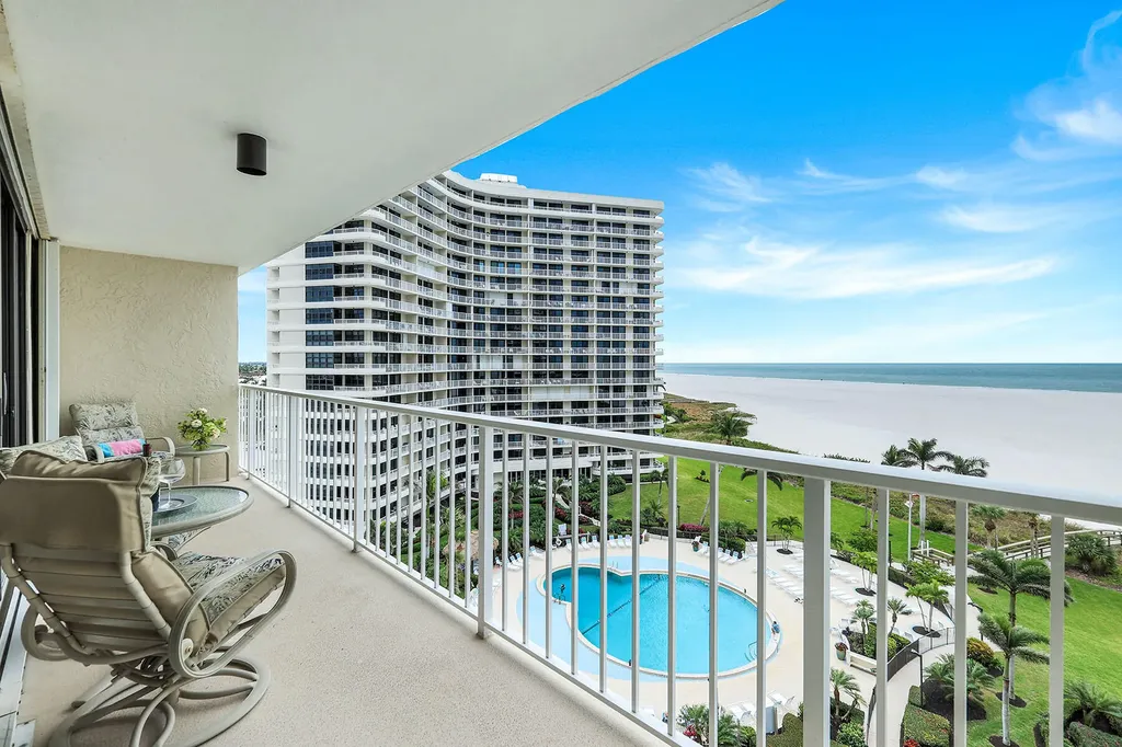 320 Seaview Marco Island FL 34145