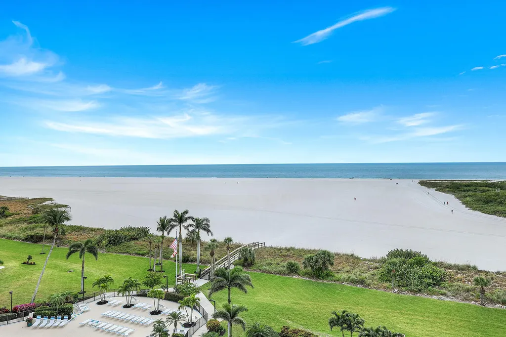 320 Seaview Marco Island FL 34145
