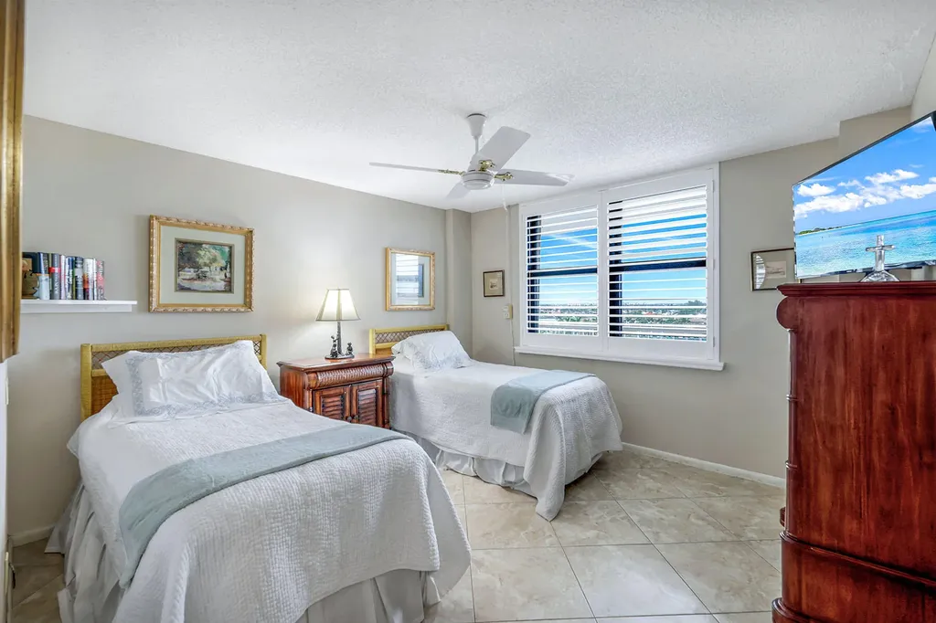 320 Seaview Marco Island FL 34145