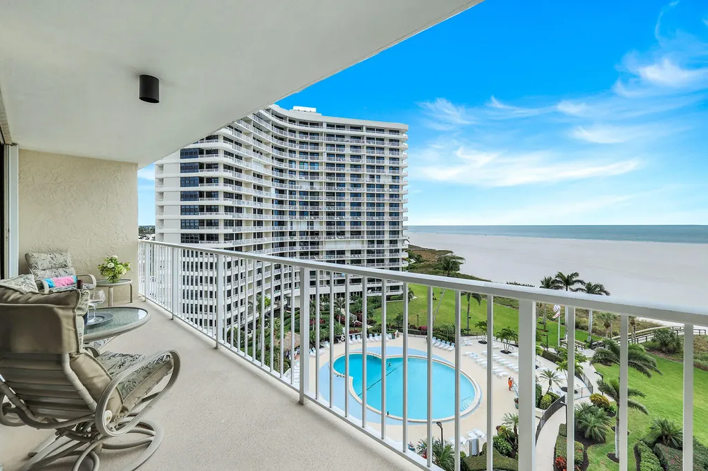 320 Seaview Marco Island FL 34145