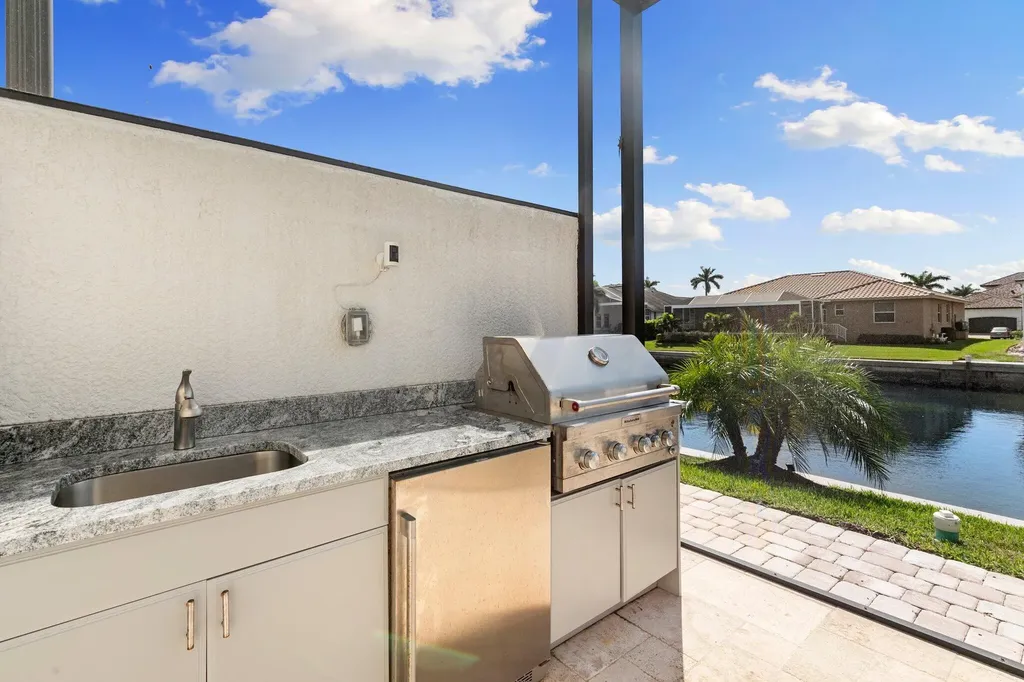 348 Marquesas Court Marco Island FL 34145