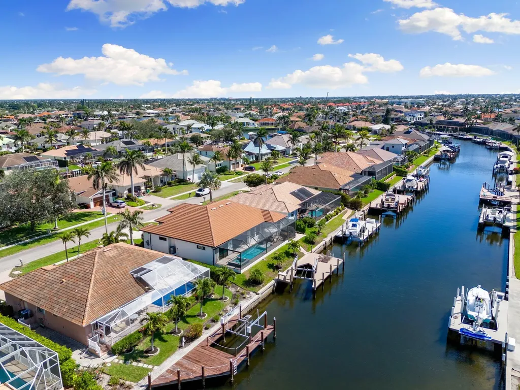 348 Marquesas Court Marco Island FL 34145