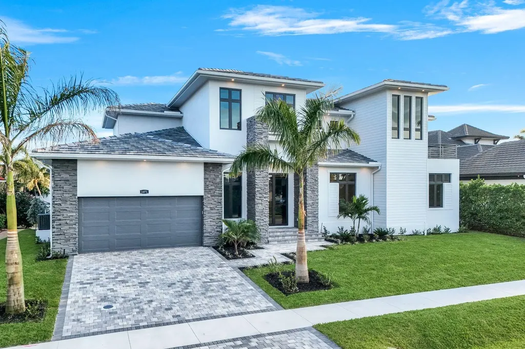 1071 Dana Court Marco Island FL 34145