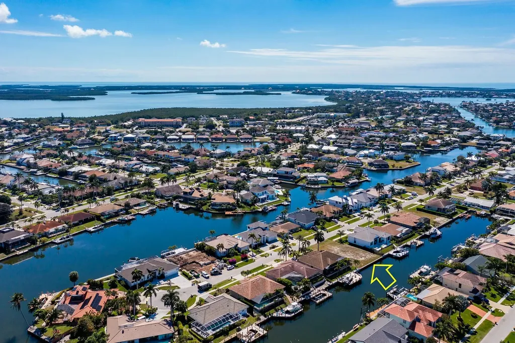 152 Gulfport Court Marco Island FL 34145