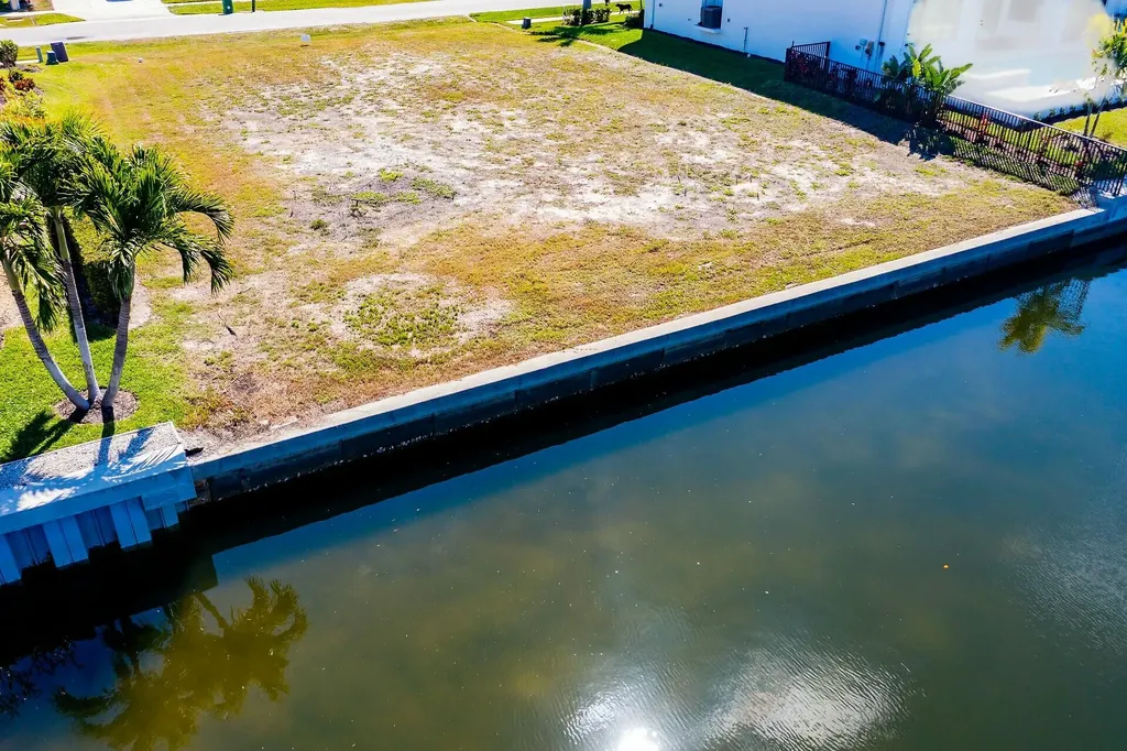 152 Gulfport Court Marco Island FL 34145