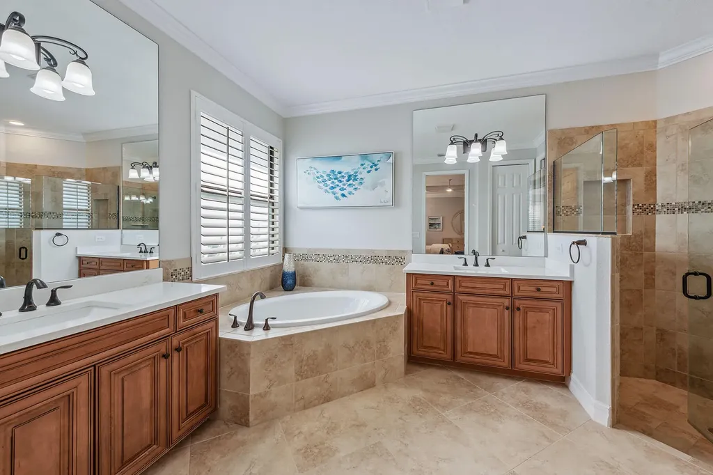 3058 Aviamar Circle Naples FL 34114