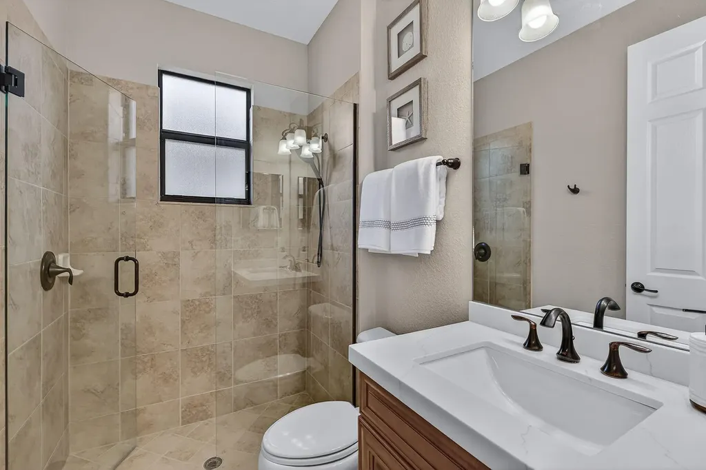 3058 Aviamar Circle Naples FL 34114