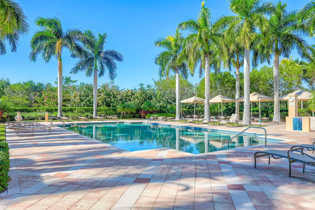 1065 Borghese Lane Naples FL 34114