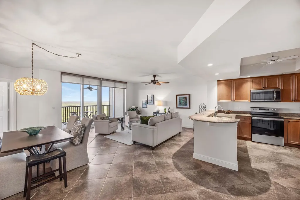 1065 Borghese Lane Naples FL 34114