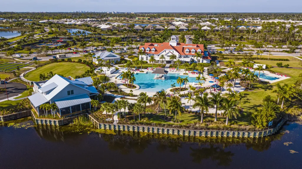 7174 Saona Court Naples FL 34113