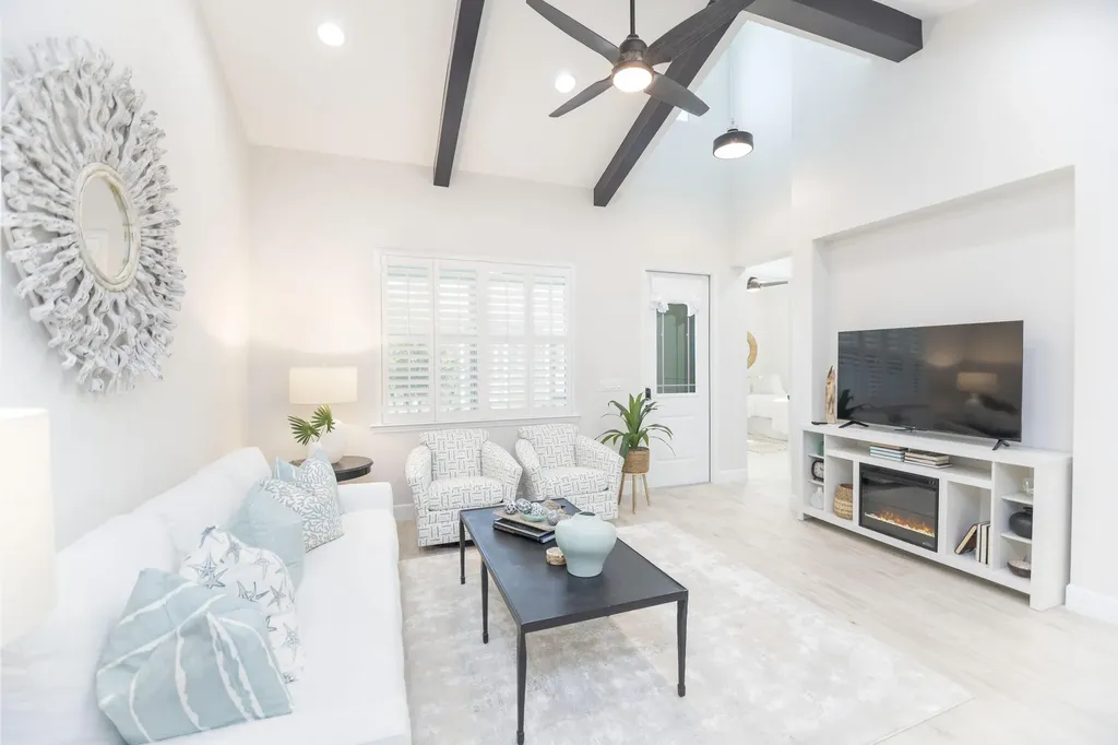 7160 Cayo Coco Lane Naples FL 34113