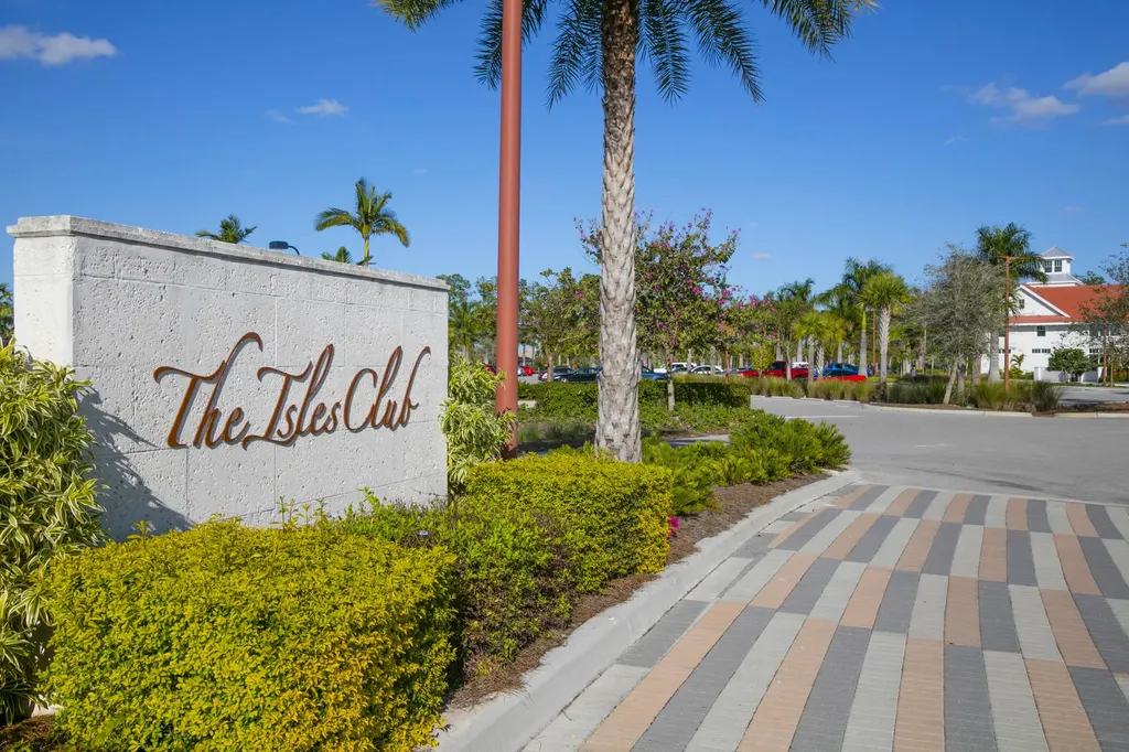 7160 Cayo Coco Lane Naples FL 34113