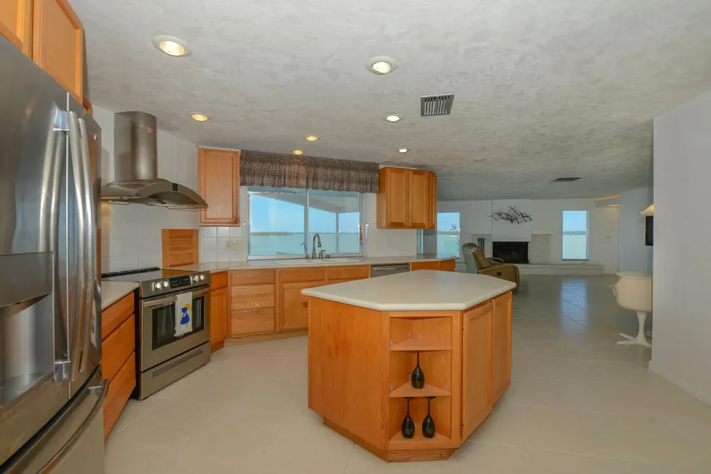 1792 Piedmont Court Marco Island FL 34145