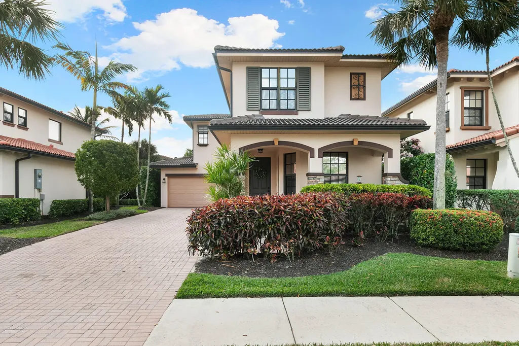 1244 Manado Drive Naples FL 34113