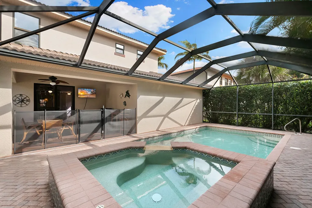 1244 Manado Drive Naples FL 34113