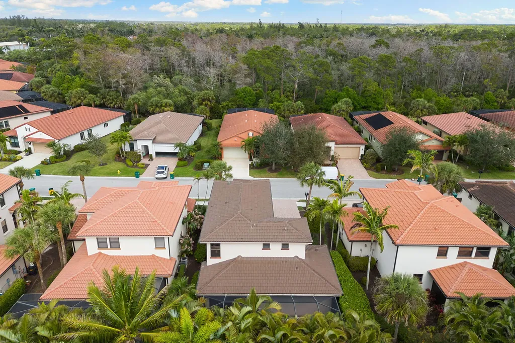 1244 Manado Drive Naples FL 34113