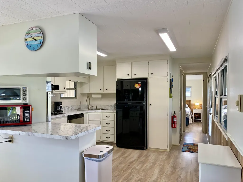 22 Henderson Drive Naples FL 34114