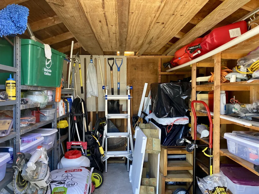 22 Henderson Drive Naples FL 34114