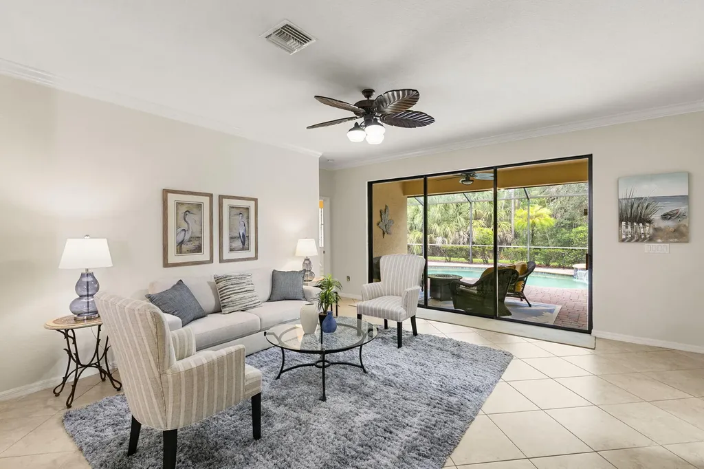 3915 Treasure Cove Circle Naples FL 34114