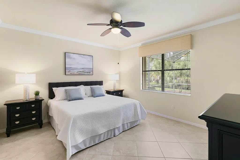 3915 Treasure Cove Circle Naples FL 34114