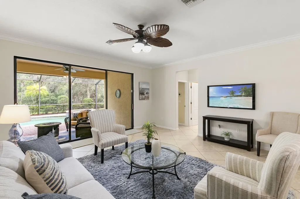 3915 Treasure Cove Circle Naples FL 34114