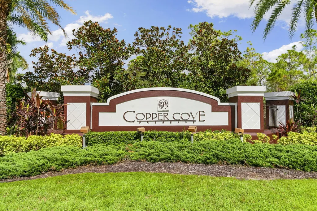 3915 Treasure Cove Circle Naples FL 34114
