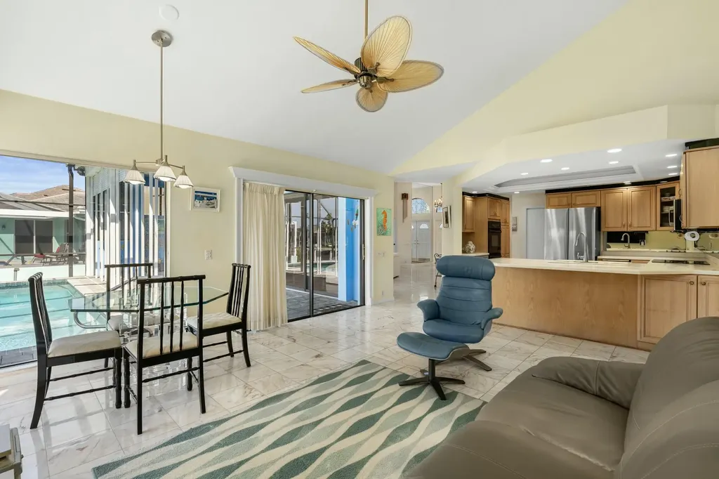 248 Seminole Court Marco Island FL 34145