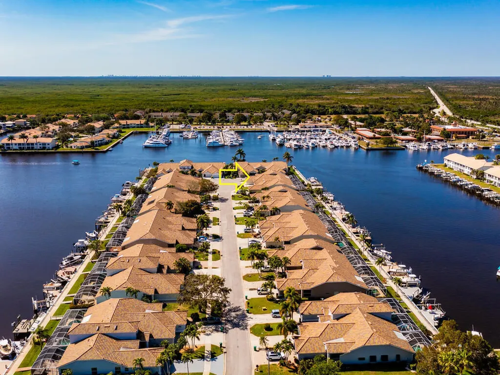 317 Stella Maris Drive S Naples FL 34114