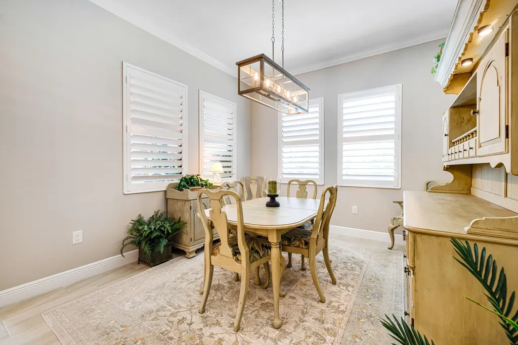 1409 Redona Way Naples FL 34113