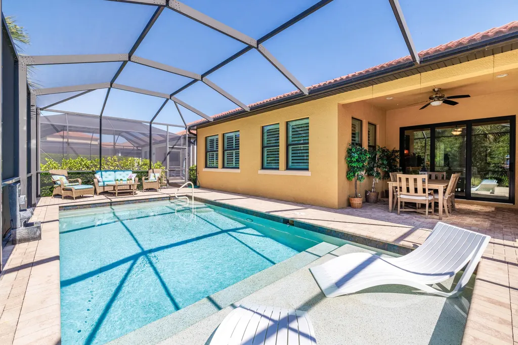 1409 Redona Way Naples FL 34113